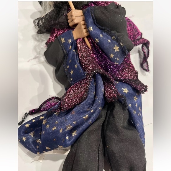 GANZ WITCH scary DOLL 15” Purple Cape Black Hat Gold Star Dress ON BROOM creepy - Picture 4 of 11
